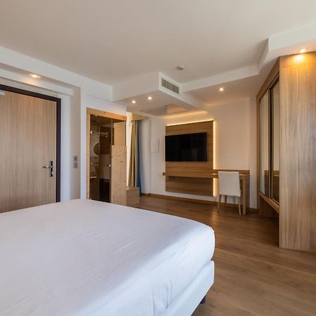 Kriss Internazionale Hotel Μπαρντολίνο Εξωτερικό φωτογραφία