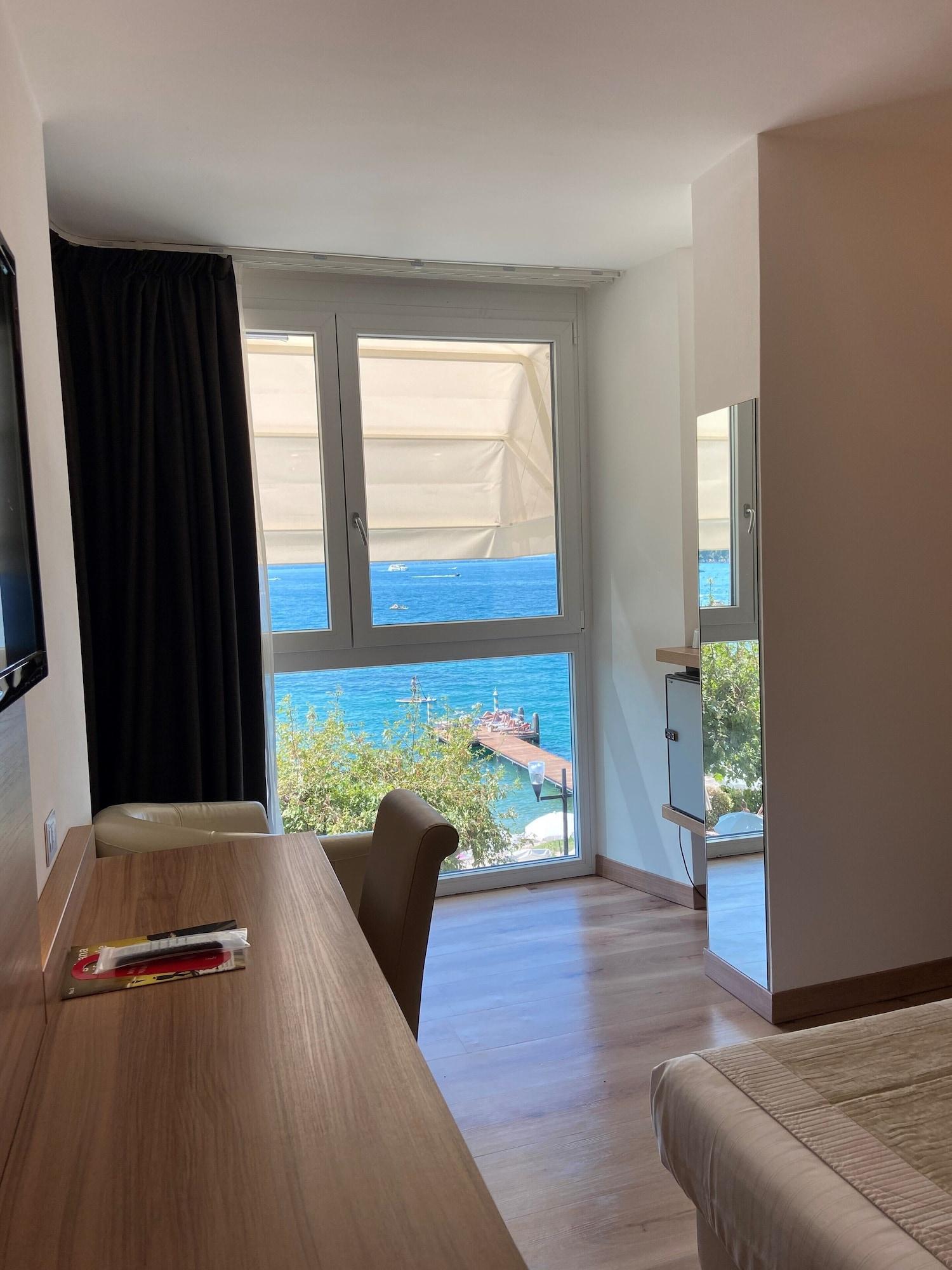Kriss Internazionale Hotel Μπαρντολίνο Εξωτερικό φωτογραφία