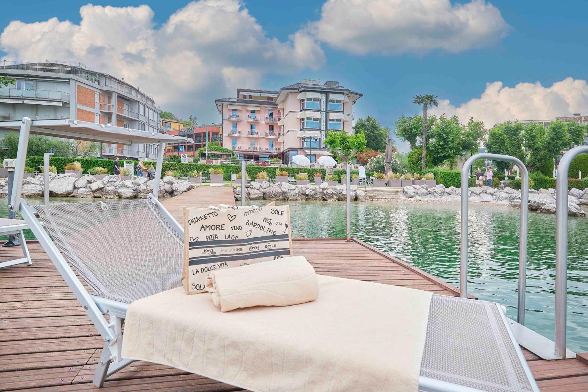 Kriss Internazionale Hotel Μπαρντολίνο Εξωτερικό φωτογραφία