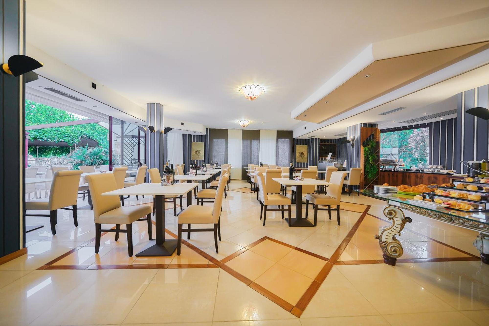 Kriss Internazionale Hotel Μπαρντολίνο Εξωτερικό φωτογραφία