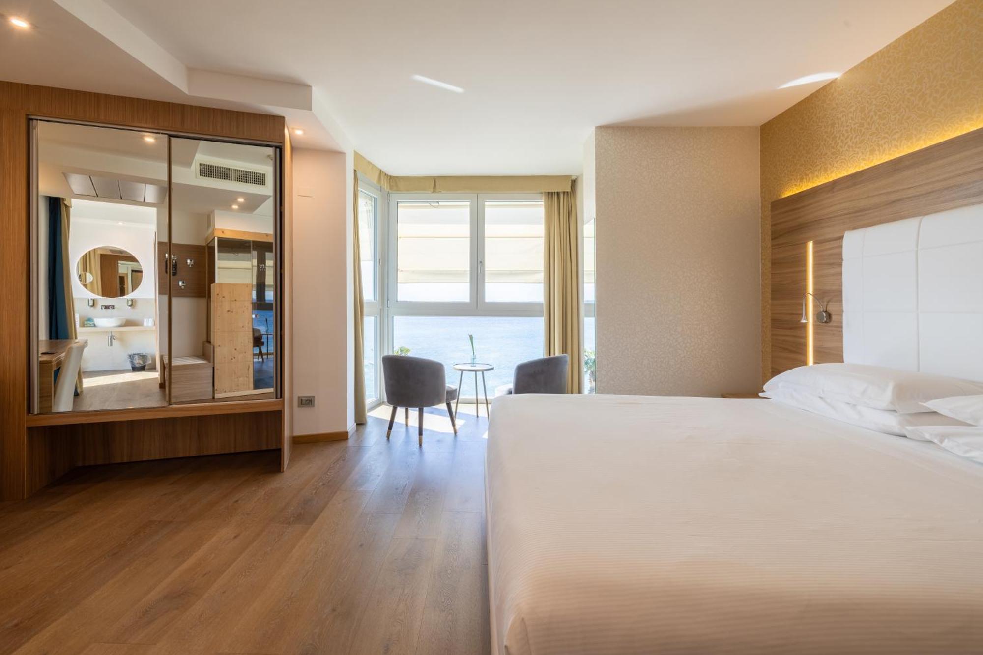Kriss Internazionale Hotel Μπαρντολίνο Εξωτερικό φωτογραφία