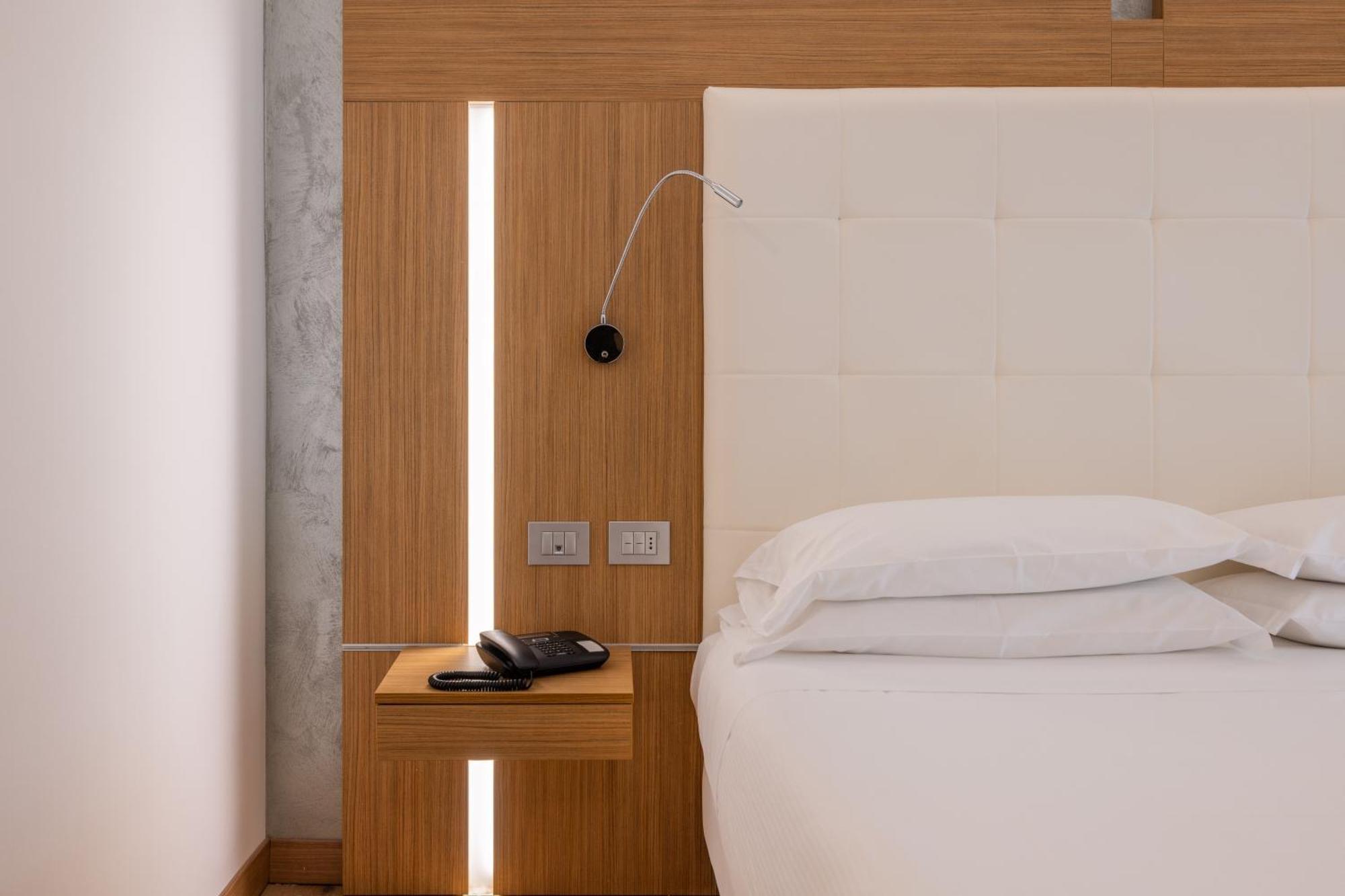 Kriss Internazionale Hotel Μπαρντολίνο Εξωτερικό φωτογραφία