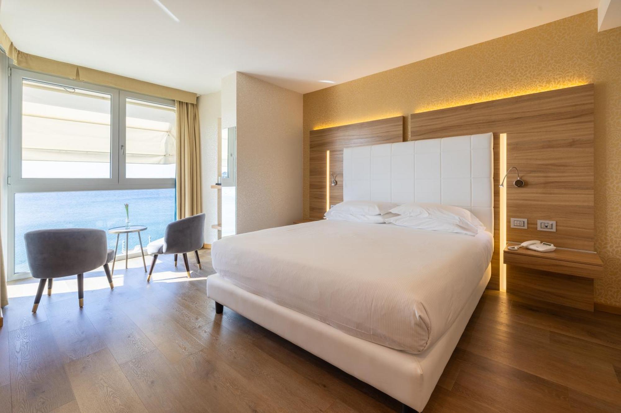 Kriss Internazionale Hotel Μπαρντολίνο Εξωτερικό φωτογραφία