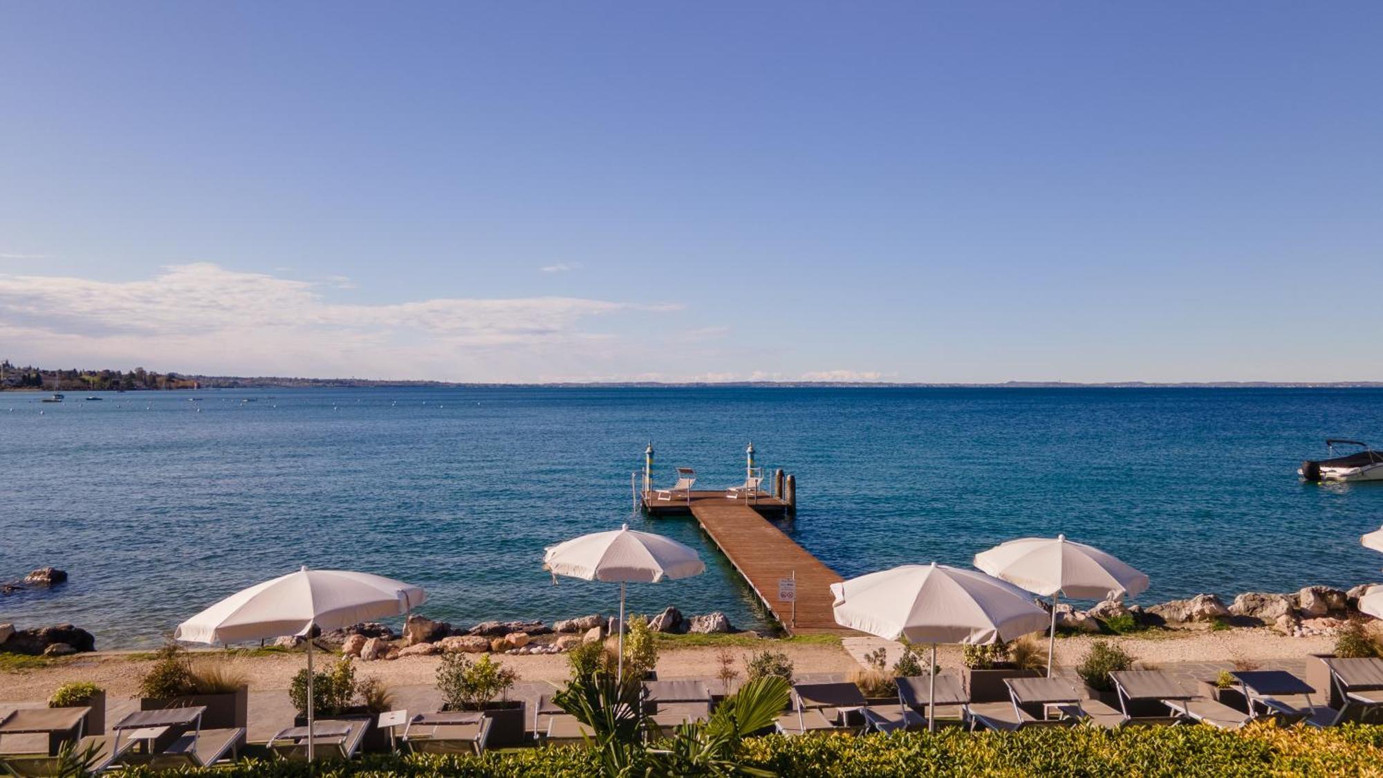 Kriss Internazionale Hotel Μπαρντολίνο Εξωτερικό φωτογραφία