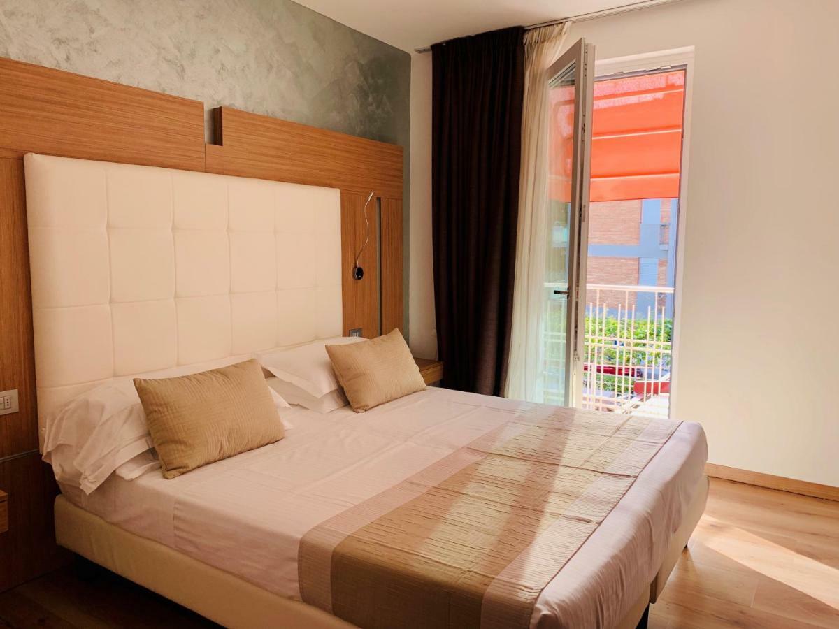 Kriss Internazionale Hotel Μπαρντολίνο Εξωτερικό φωτογραφία